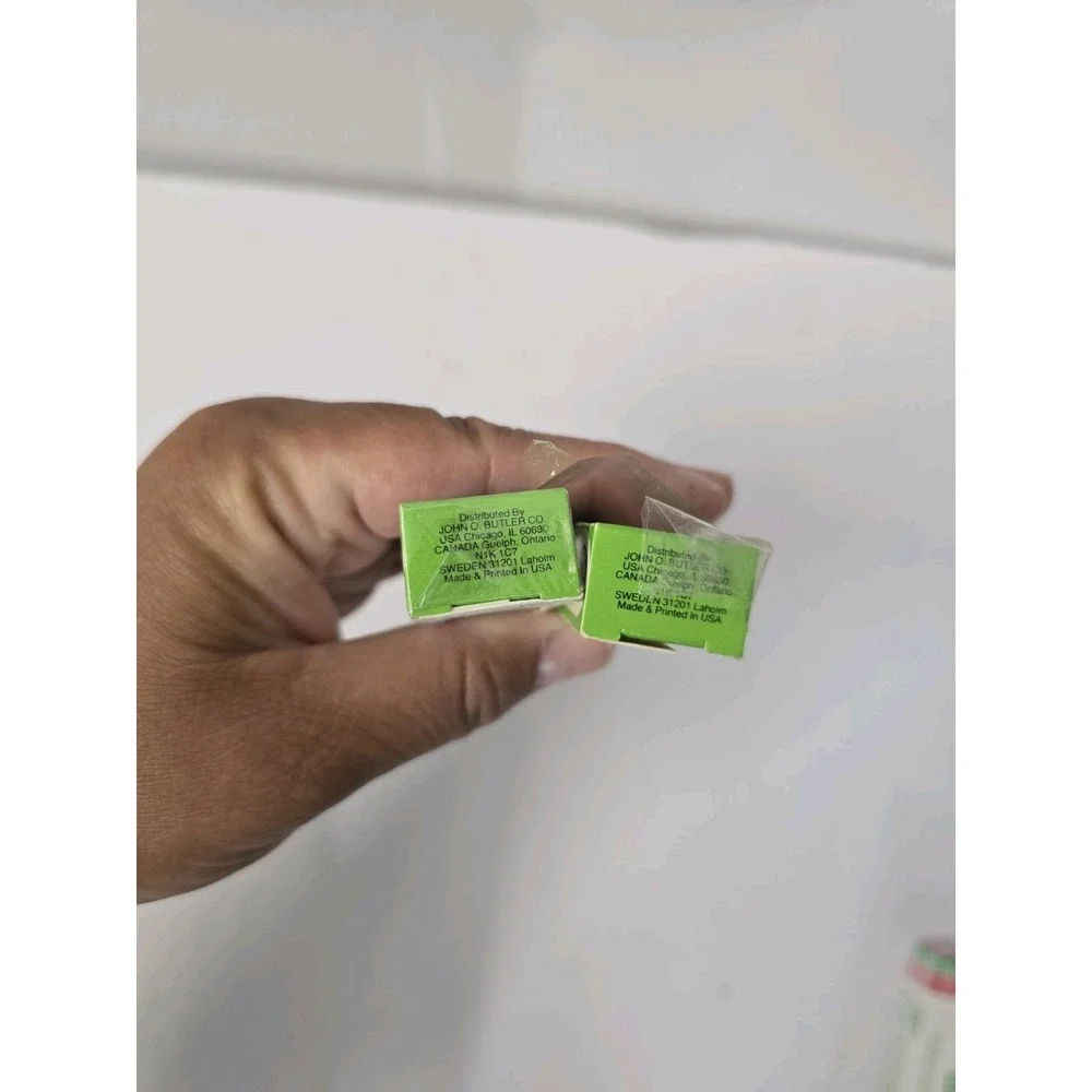 Lot Of 2 VTG Gum Butler 4-Row ADULT Toothbrush 411 Regular Stimulator Tip